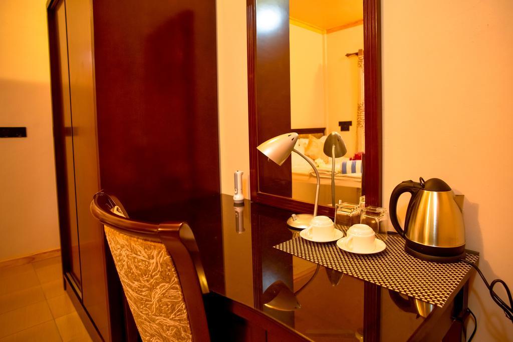 Thundee Inn Ukulhas Island Ngoại thất bức ảnh